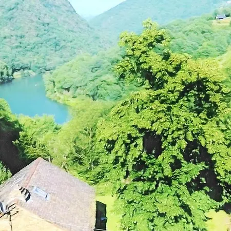 Holiday home Aveyron Avec Vue Riviere, Proche Albi Requista